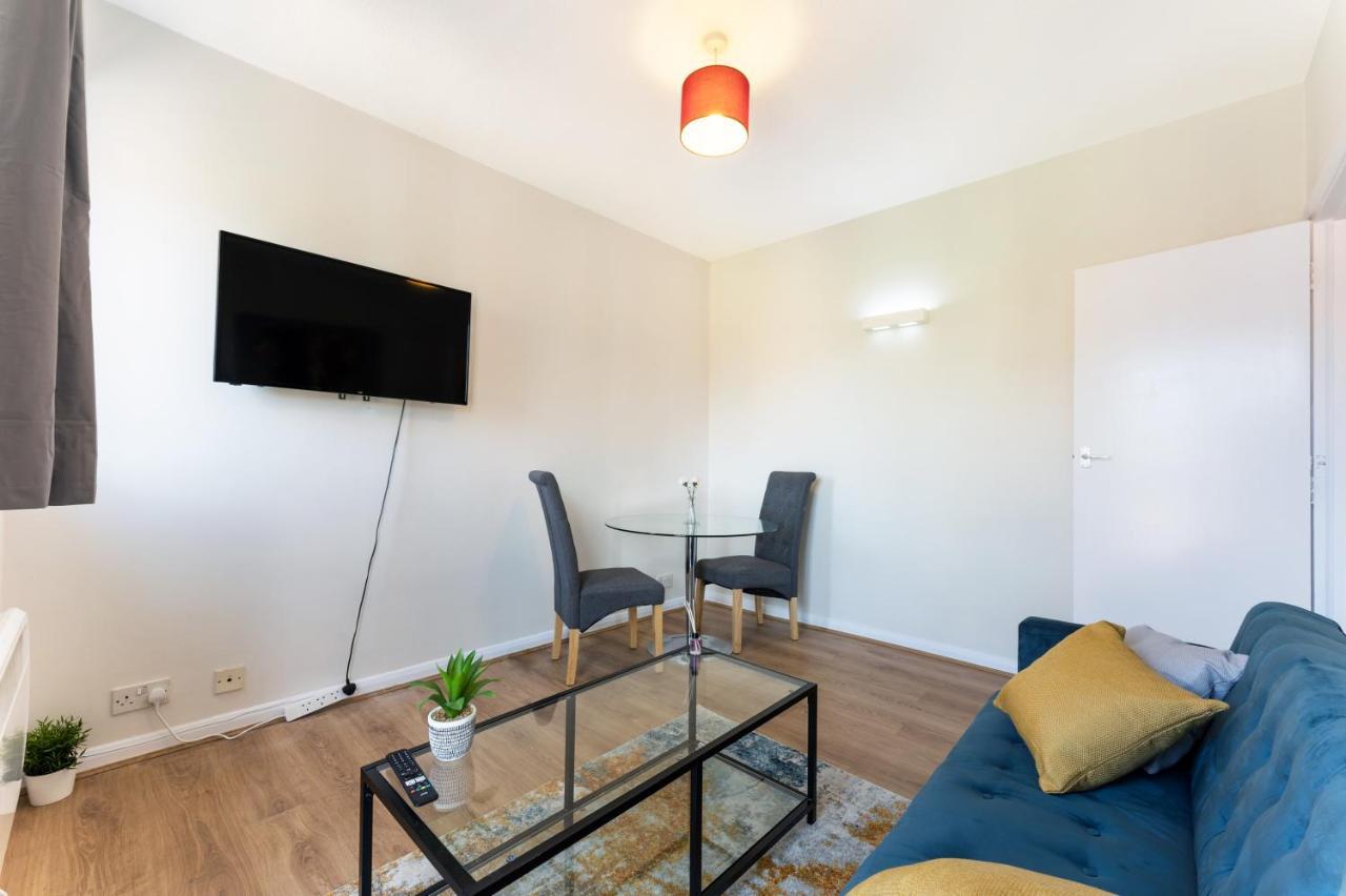 Stunning Aparment In Canada Water Apartment London Bagian luar foto