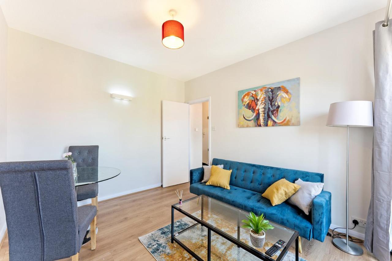Stunning Aparment In Canada Water Apartment London Bagian luar foto