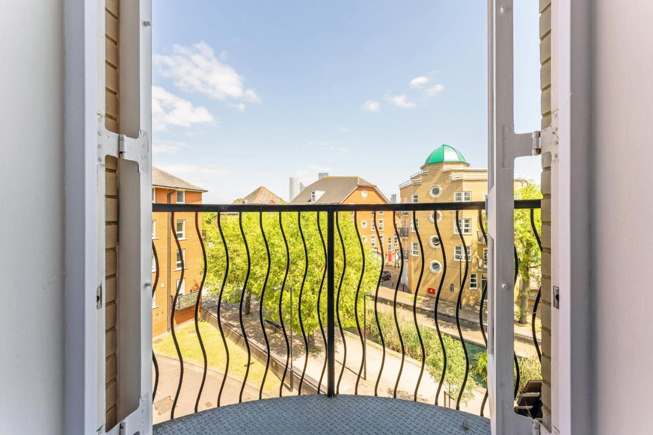 Stunning Aparment In Canada Water Apartment London Bagian luar foto